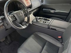 Lexus LM 2023 500h Six-Seat Premium Edition - ფოტო 5