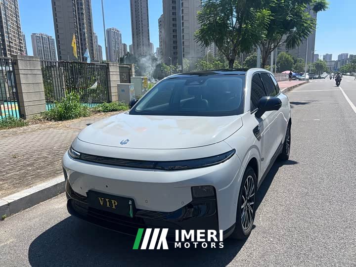 Leapmotor B10 510 Pleasure Edition - ავტომობილი ჩინეთიდან