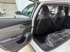 Dongfeng Versailles C5 X 2024 1.6T Extraordinary Edition - ფოტო 17