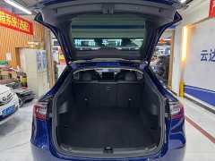 Tesla Model Y Long Range All-Wheel Drive - ფოტო 7