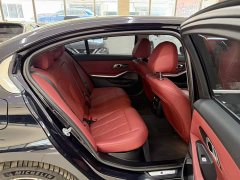BMW 3 Series 320Li M Sport Package - ფოტო 12