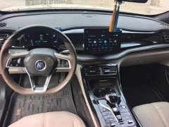 BYD Qin PLUS Glory Edition DM-i 55KM Leading - ფოტო 12
