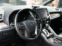 Toyota Alphard 2021 Hybrid 2.5L Premium Edition - ფოტო 17