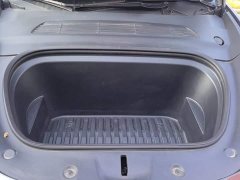 Tesla Model Y Rear-Wheel Drive - ფოტო 10