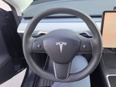 Tesla Model Y Rear-Wheel Drive - ფოტო 15