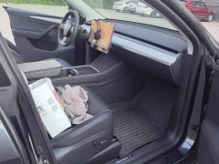 Tesla Model Y Rear-Wheel Drive - ფოტო 8