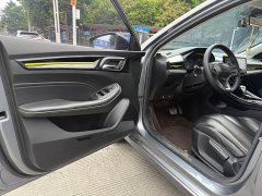 SAIC MG i5 2021 1.5L CVT Diamond Edition - ფოტო 4