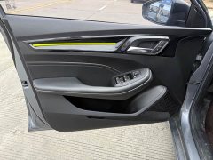 SAIC MG i5 2021 1.5L CVT Diamond Edition - ფოტო 5