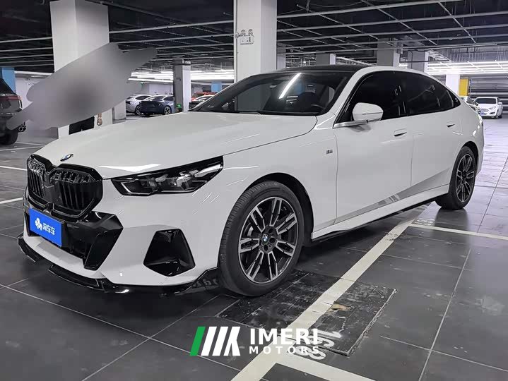 BMW 5 Series 530Li Premier M Sport Package - ავტომობილი ჩინეთიდან