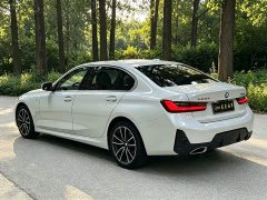 BMW 3 Series 320Li M Sport Package - ფოტო 6