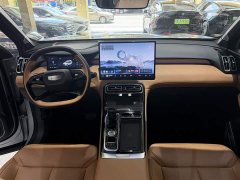 Geely Boyue L Fourth Generation 1.5TD DCT Shanhe - ფოტო 13