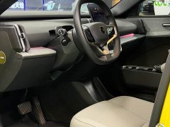 Volvo EX30 2025 Rear-Wheel Drive Extended Range Ultra - ფოტო 6