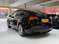 Tesla Model Y 2022 Facelift Rear-Wheel Drive - ფოტო 4