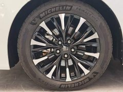 Toyota Vellfire 2024 Crown Hybrid 2.5L Executive Premier Edition - ფოტო 4