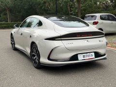 IM Motors Zhiji L6 Ultra - ფოტო 10