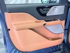 Lincoln Aviator 3.0T V6 AWD Presidential Edition - ფოტო 11