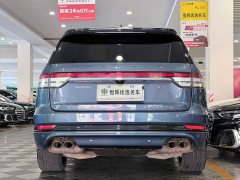 Lincoln Aviator 3.0T V6 AWD Presidential Edition - ფოტო 3