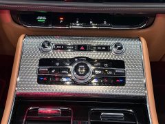 Lincoln Aviator 3.0T V6 AWD Presidential Edition - ფოტო 9
