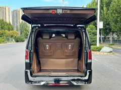 Mercedes-Benz Vito 2024 2.0T Business Edition 7-Seater - ფოტო 17