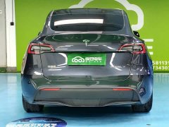 Tesla Model Y Rear-Wheel Drive - ფოტო 16