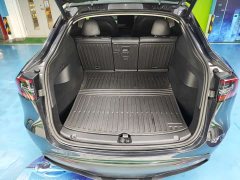 Tesla Model Y Rear-Wheel Drive - ფოტო 19