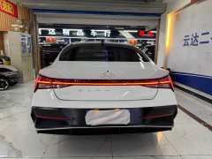 Hyundai Elantra 2023 1.5L CVT Luxury - ფოტო 13