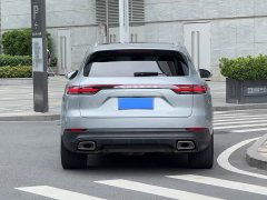 Porsche Cayenne 3.0T Platinum Edition - ფოტო 3