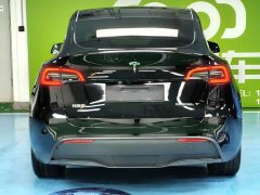 Tesla Model Y Rear-Wheel Drive - ფოტო 17