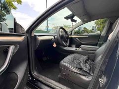 Tesla Model Y Rear-Wheel Drive - ფოტო 4