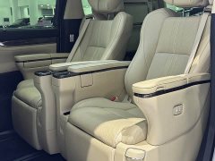 Toyota Vellfire 2021 Crown Hybrid 2.5L HV Luxury Edition - ფოტო 11