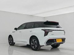 FAW Red Flag HS3 2.0T AWD Youwei Edition - ფოტო 4