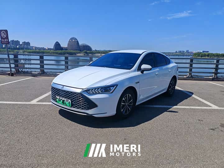 BYD Qin PLUS Glory Edition DM-i 55KM Leading - ავტომობილი ჩინეთიდან