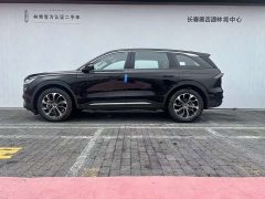 Lincoln Explorer 2.0T AWD Premium - ფოტო 3