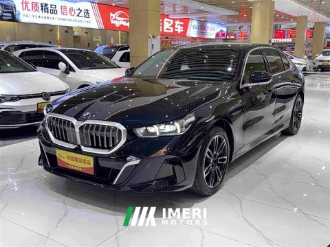 2025 BMW 5 Series 530Li Premier M Sport Package - автомобиль из Китая