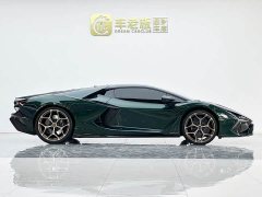 Lamborghini Revuelto 2023 6.5L PHEV Standard - ფოტო 10
