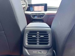 Volkswagen Lingdu L 280TSI DSG Dazzling Red Edition - photo 18