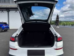 Volkswagen Lingdu L 280TSI DSG Dazzling Red Edition - photo 20