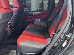 Lexus LX 600 - ფოტო 12