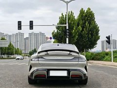 Xiaomi SU7 Rear-Wheel Drive Pro - ფოტო 9