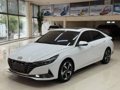 Hyundai Elantra 1.5L CVT Luxury - ფოტო 1