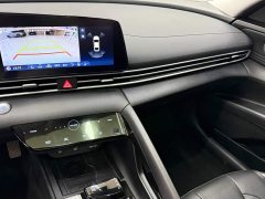 Hyundai Elantra 1.5L CVT Luxury - ფოტო 12