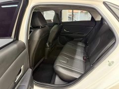 Hyundai Elantra 1.5L CVT Luxury - ფოტო 18