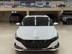 Hyundai Elantra 1.5L CVT Luxury - ფოტო 2