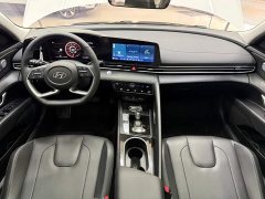 Hyundai Elantra 1.5L CVT Luxury - ფოტო 20