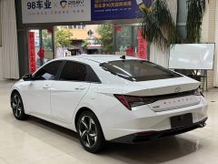 Hyundai Elantra 1.5L CVT Luxury - ფოტო 6
