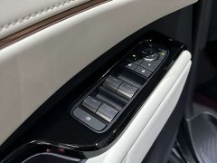 Lexus LM 2023 500h Six-Seat Premium Edition - ფოტო 14