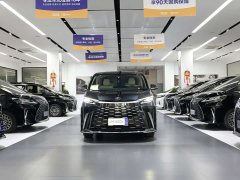 Lexus LM 2023 500h Six-Seat Premium Edition - ფოტო 3