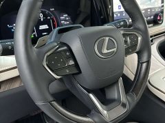 Lexus LM 2023 500h Six-Seat Premium Edition - ფოტო 9