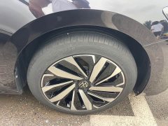 Volkswagen Passat 330TSI Starry Sky Luxury Edition - ფოტო 15