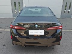 BMW i5 xDrive 50L M Sport Package - ფოტო 3